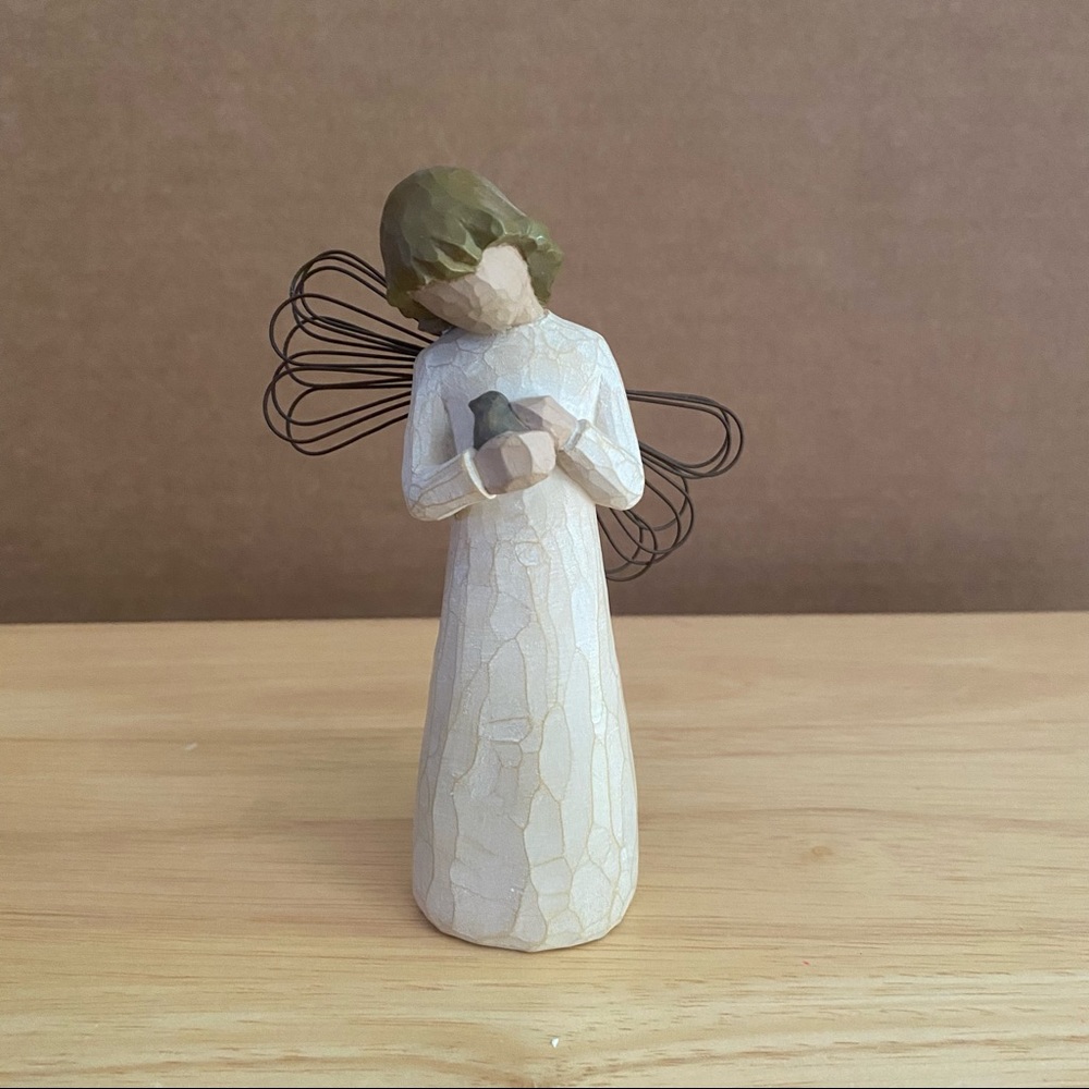 Willow Tree Angel of Healing Angel Statue - Picture 1 of 7